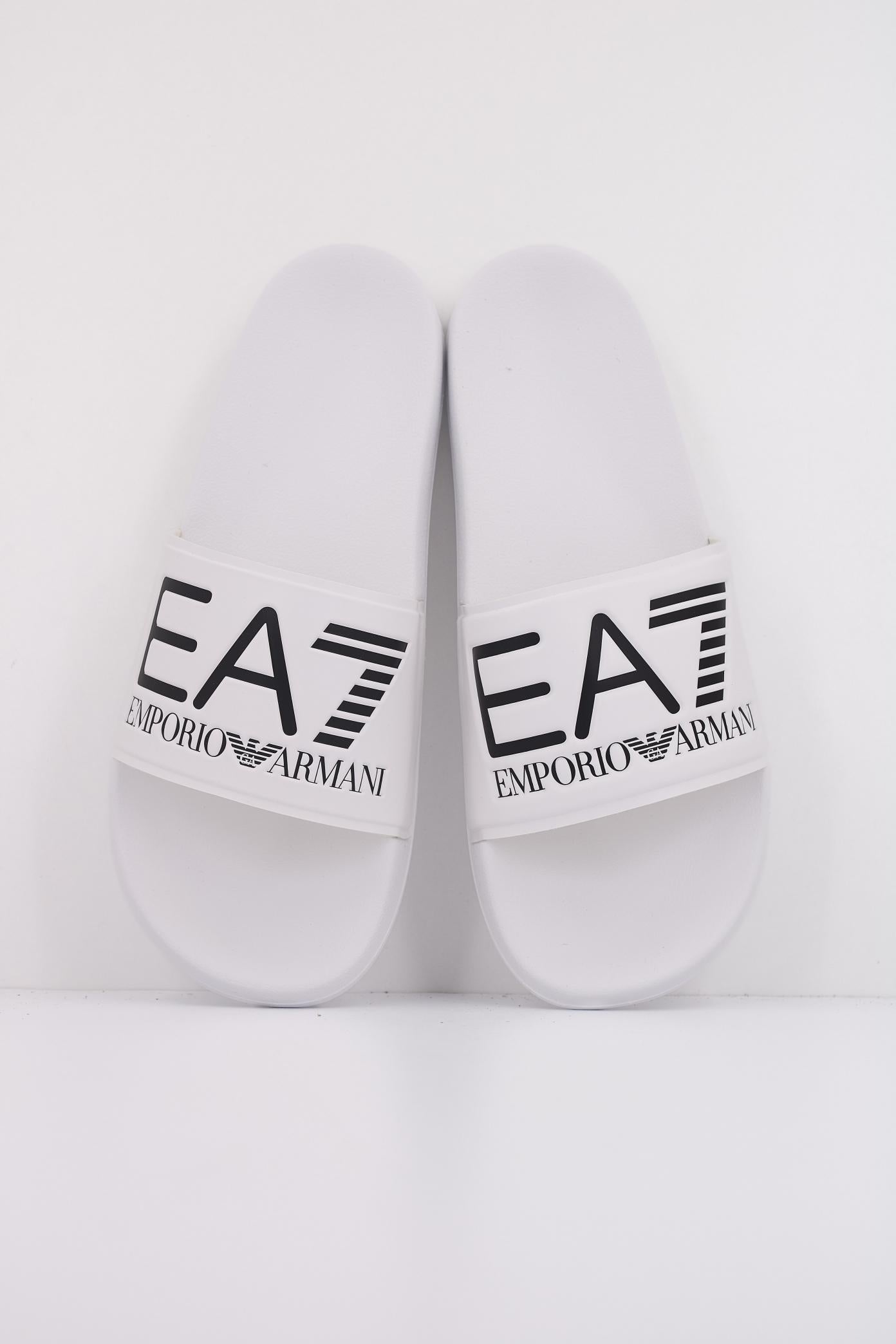 EMPORIO ARMANI SCARPE BEACHWEAR en color BLANCO (3)
