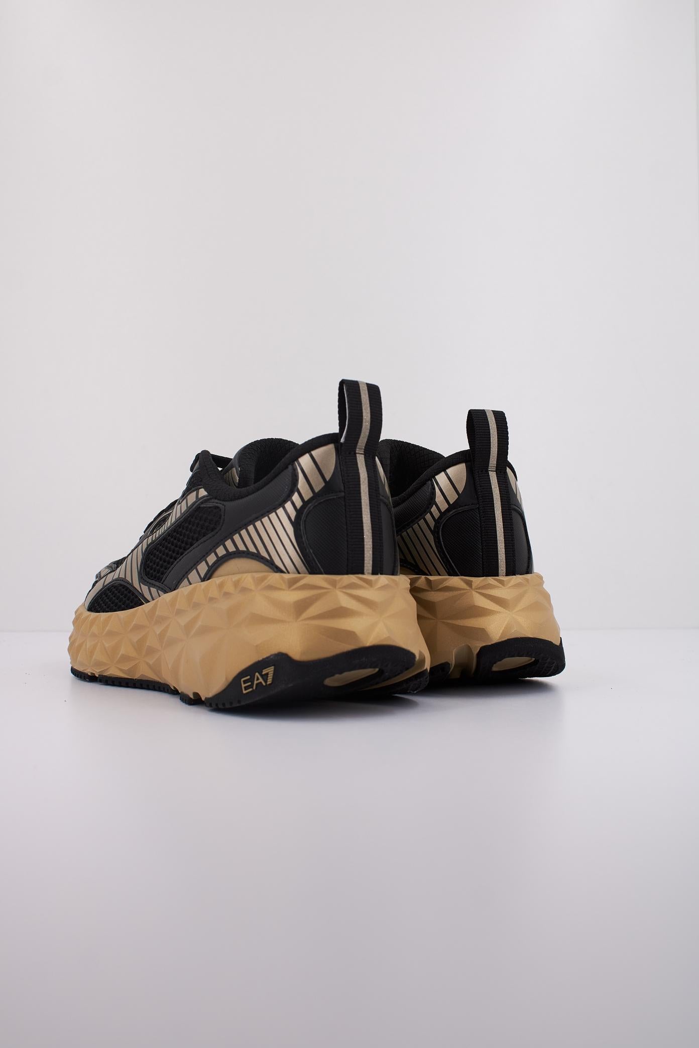 EA XX XKA en color NEGRO (4)