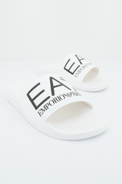EMPORIO ARMANI BEACHWEAR en color BLANCO (1)