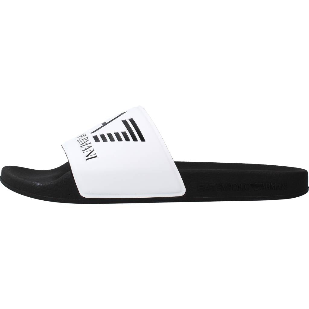 EMPORIO ARMANI XCP XCC en color NEGRO (2)