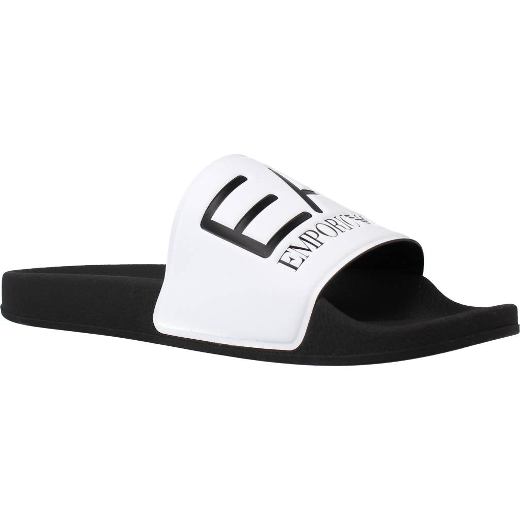 EMPORIO ARMANI XCP XCC en color NEGRO (5)