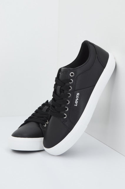 LEVI'S WOODWARD S en color NEGRO (1)