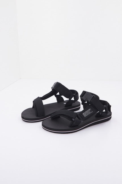 LEVI'S VCADT en color NEGRO (2)