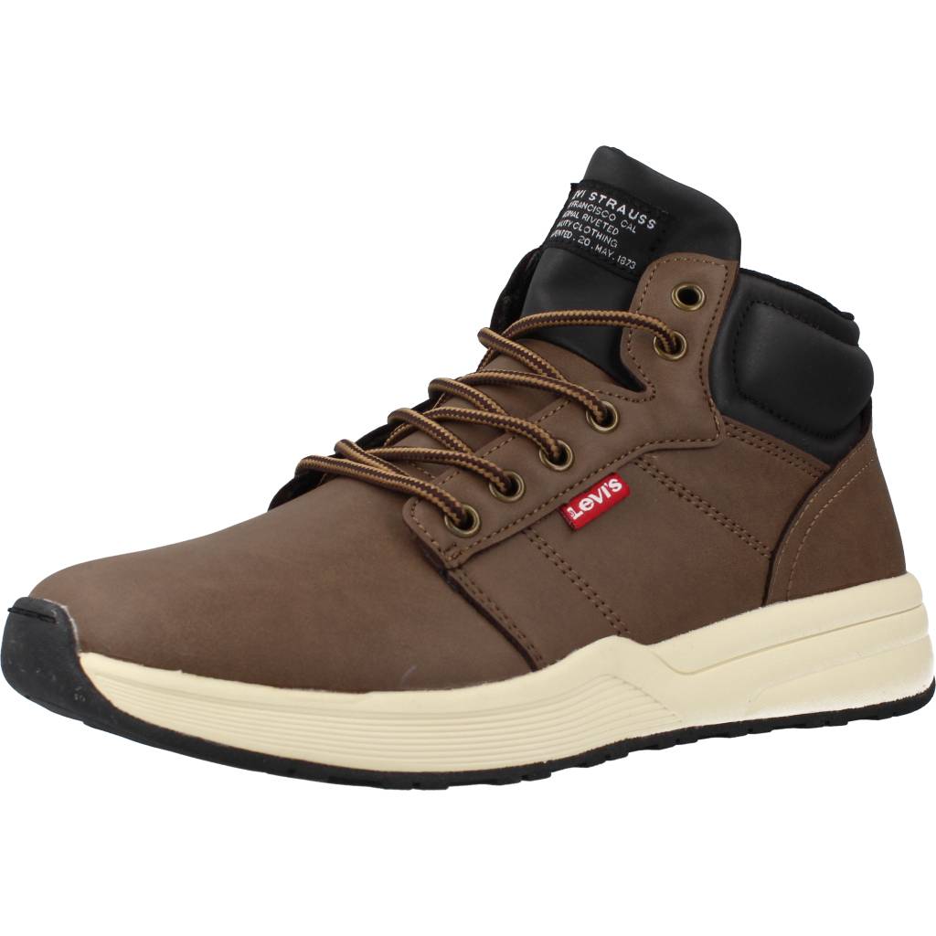 LEVI'S VPEAS NEW PEAK en color MARRON (1)