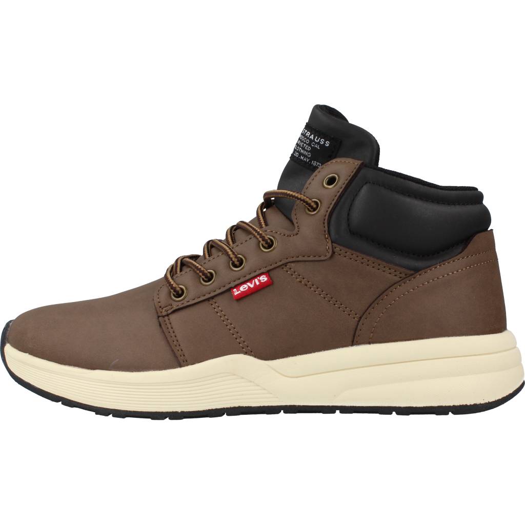 LEVI'S VPEAS NEW PEAK en color MARRON (2)