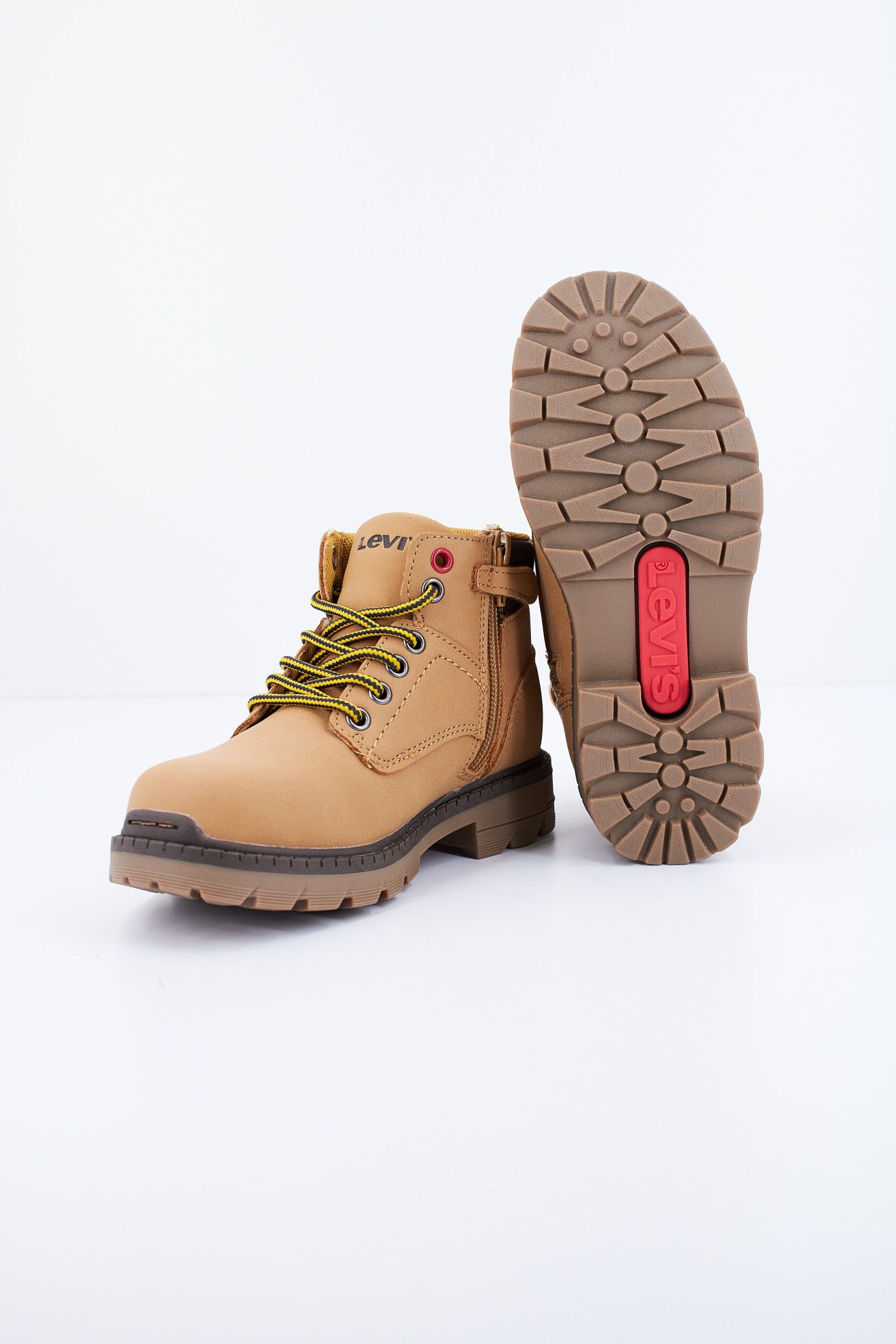 LEVI'S JAXPLUS en color MARRON CLARO (4)