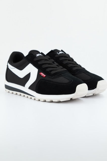 LEVI'S STRYDER RED TAB S en color NEGRO (1)