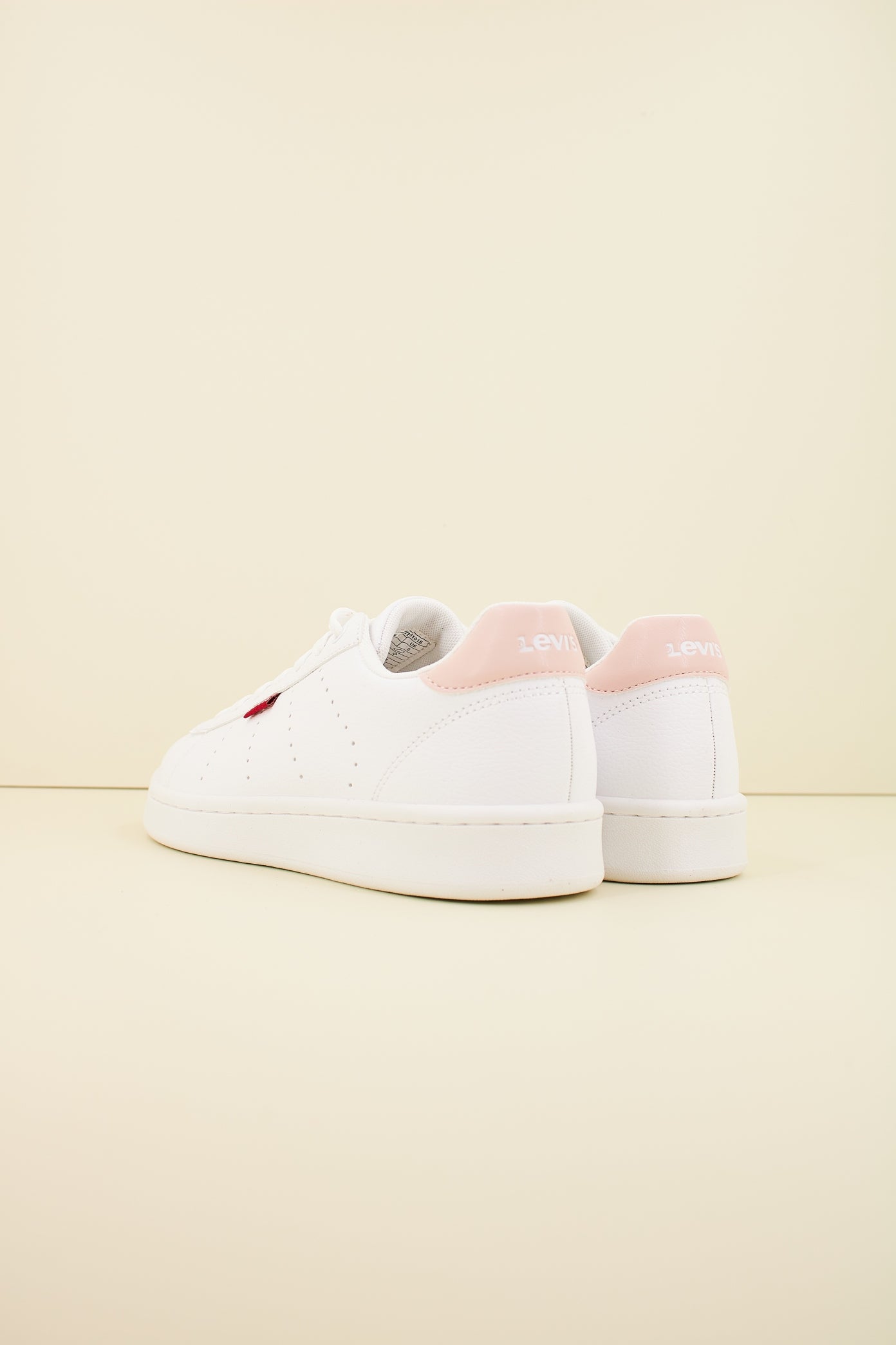 LEVI'S AVENUE en color BLANCO (3)