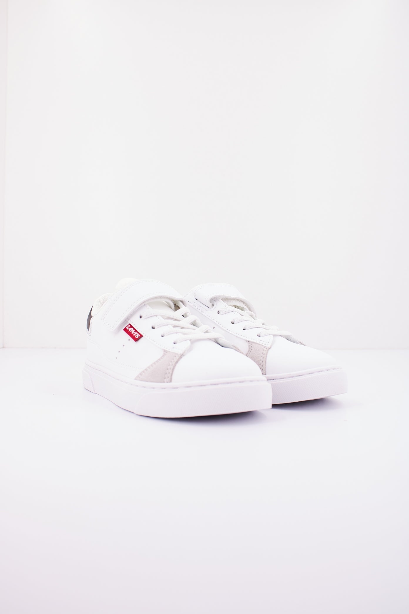 LEVI'S BRYSON en color BLANCO (2)