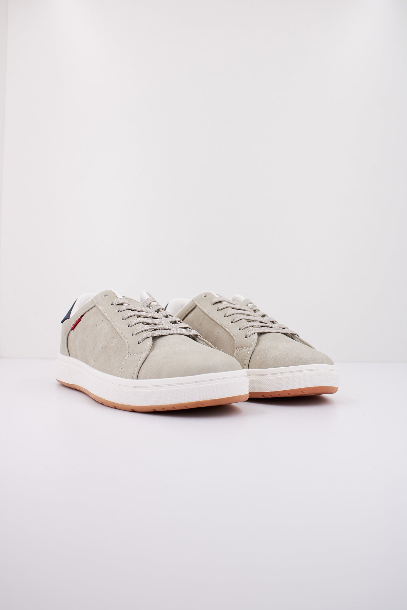 LEVI'S en color BEIS (2)