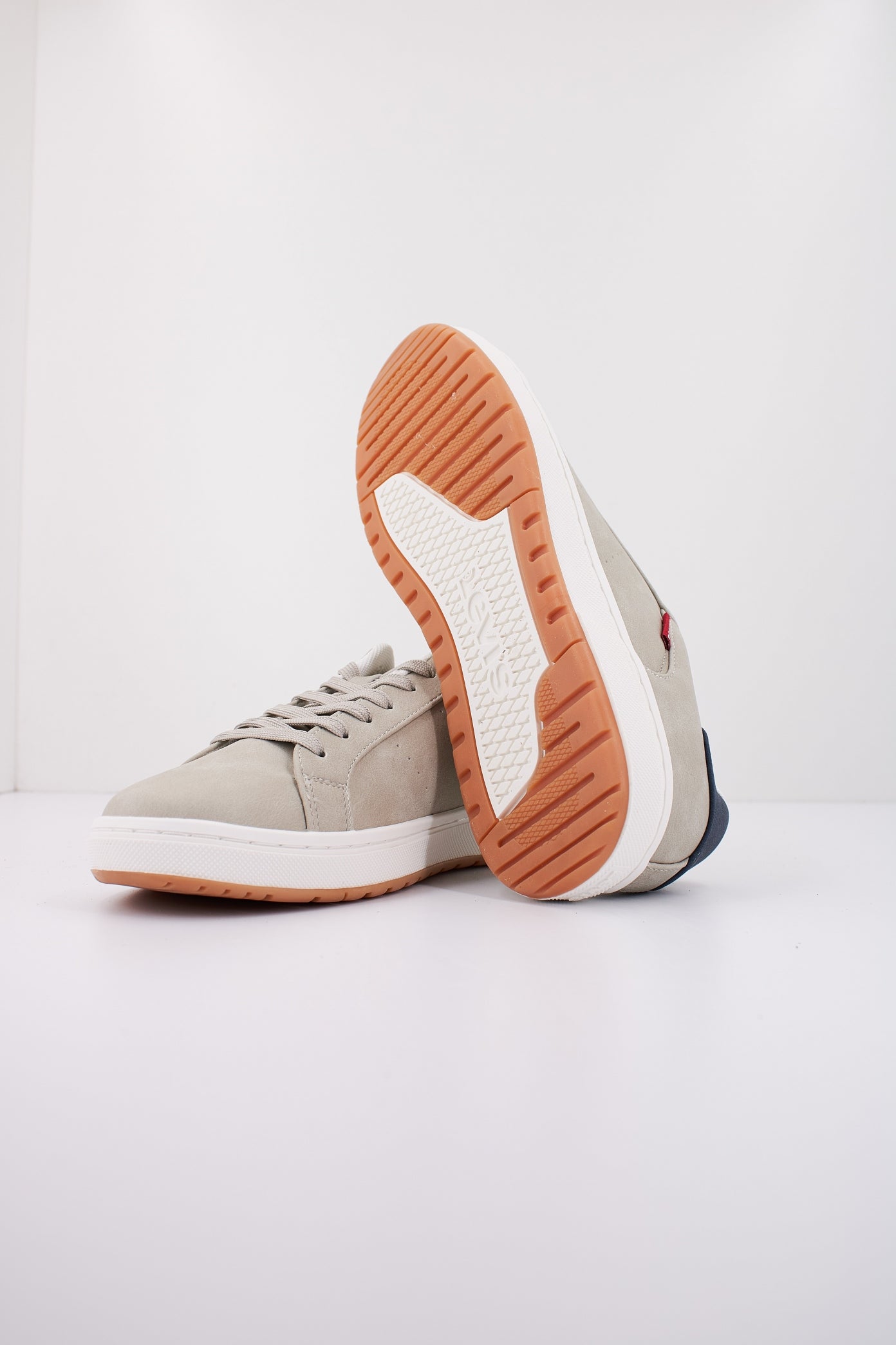 LEVI'S en color BEIS (4)