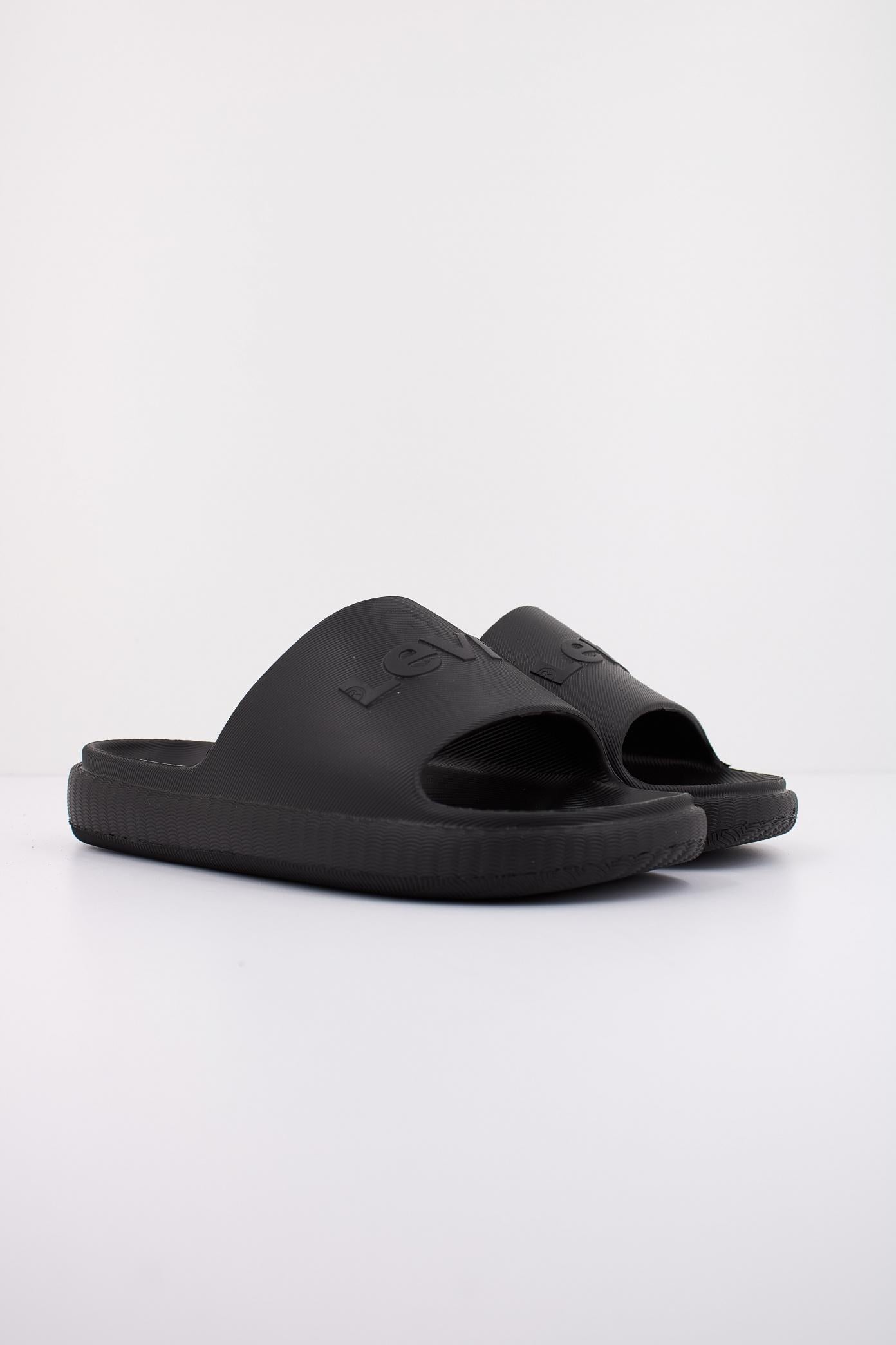 LEVI'S JUNE NEXT S en color NEGRO (2)