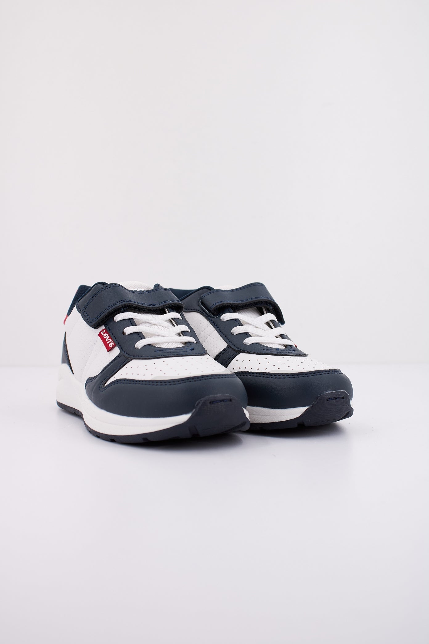 LEVI'S BAYLOR REFRESH S en color BLANCO (2)
