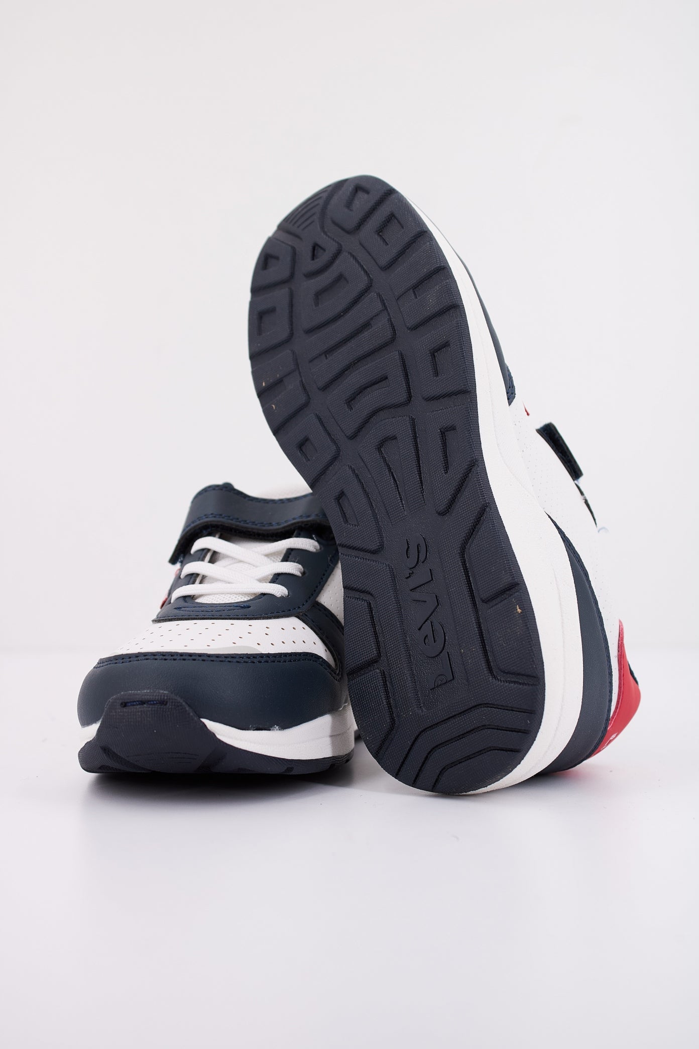 LEVI'S BAYLOR REFRESH S en color BLANCO (5)