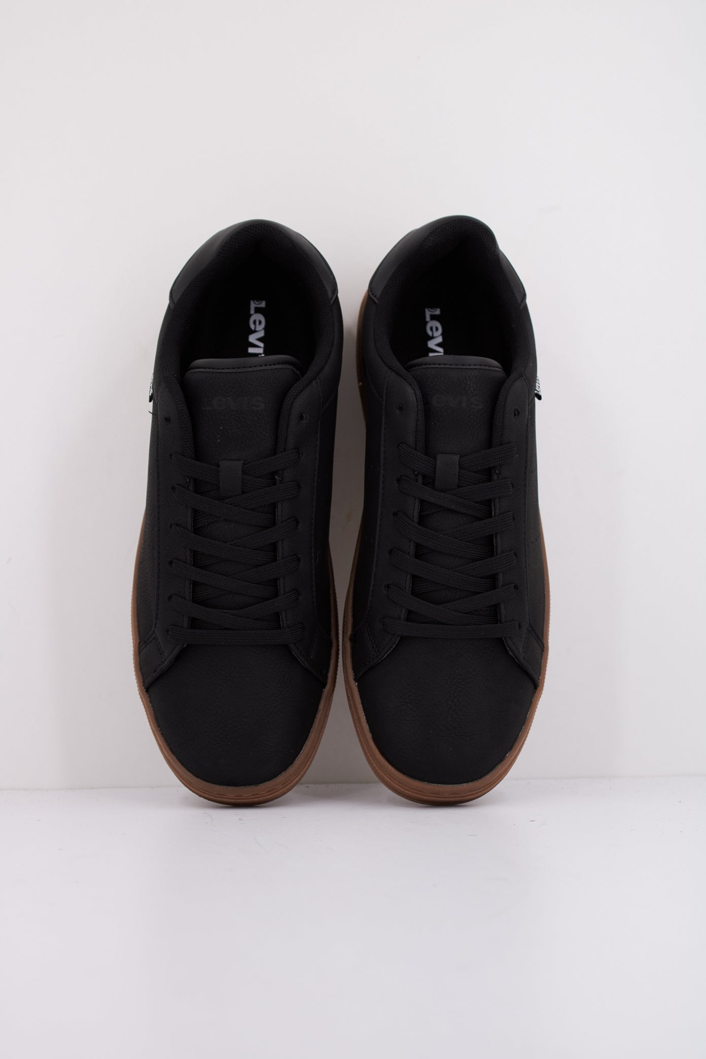 LEVI'S PIPER en color NEGRO (3)