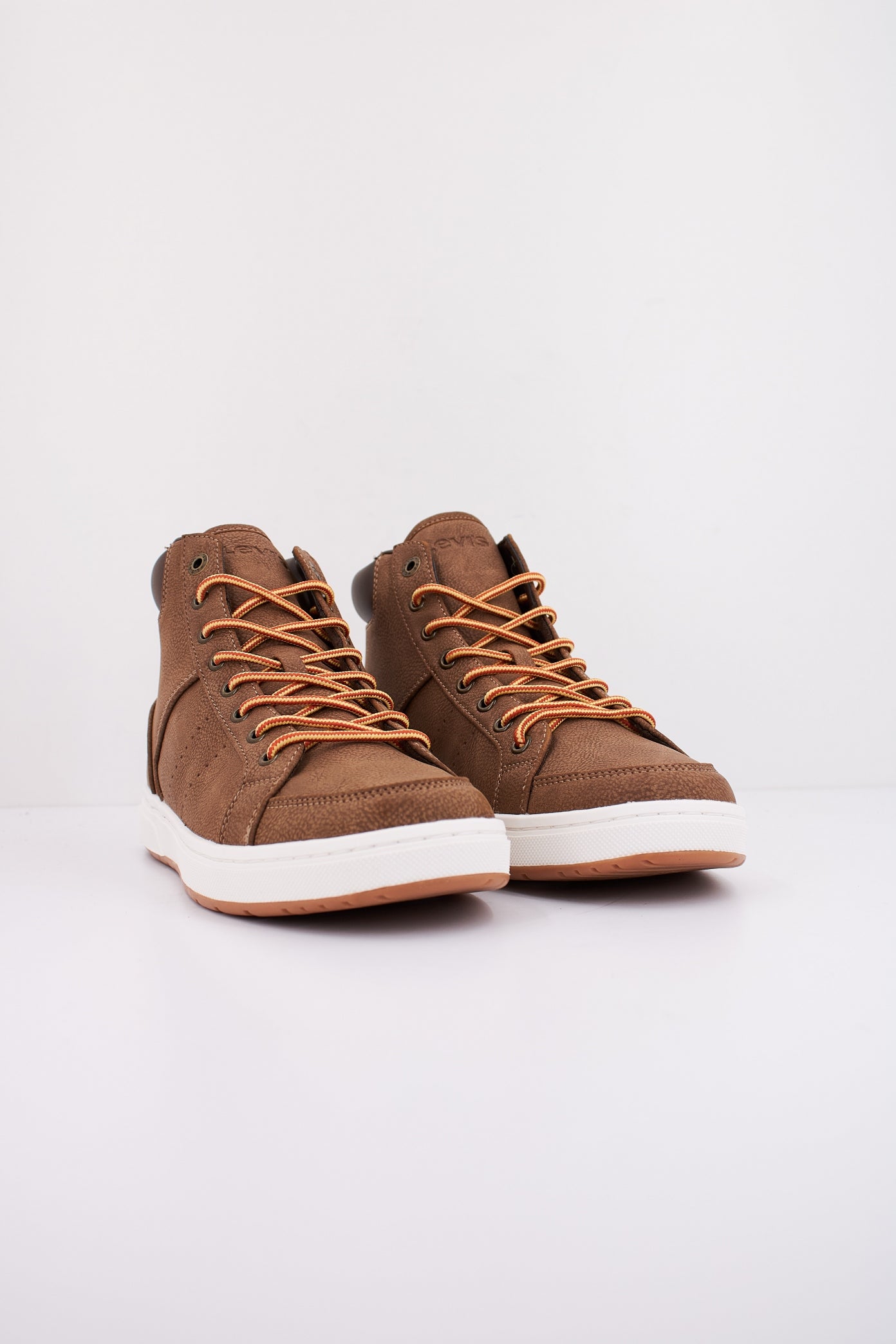 LEVI'S en color MARRON (2)