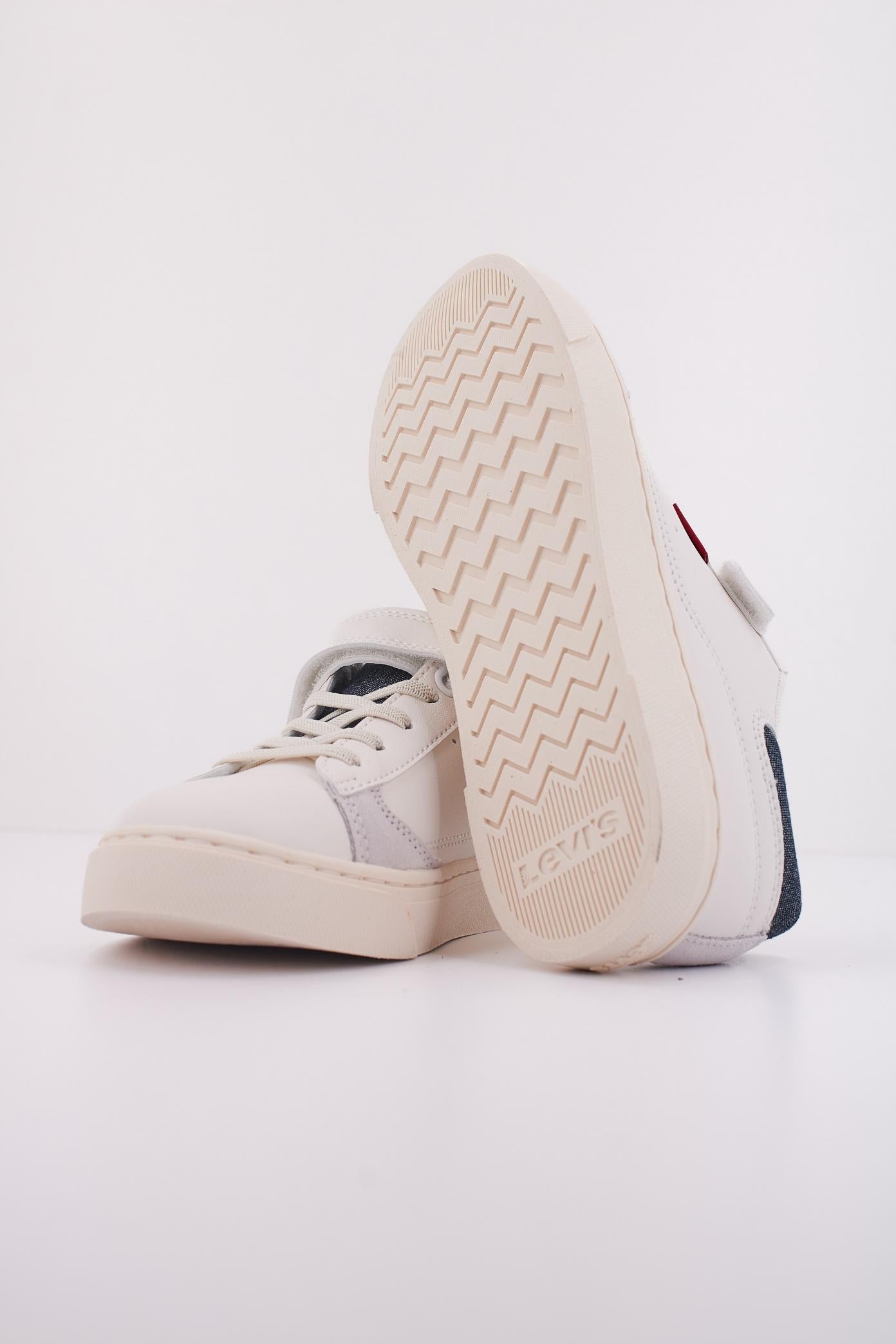 LEVI'S BRYSON en color BLANCO (5)