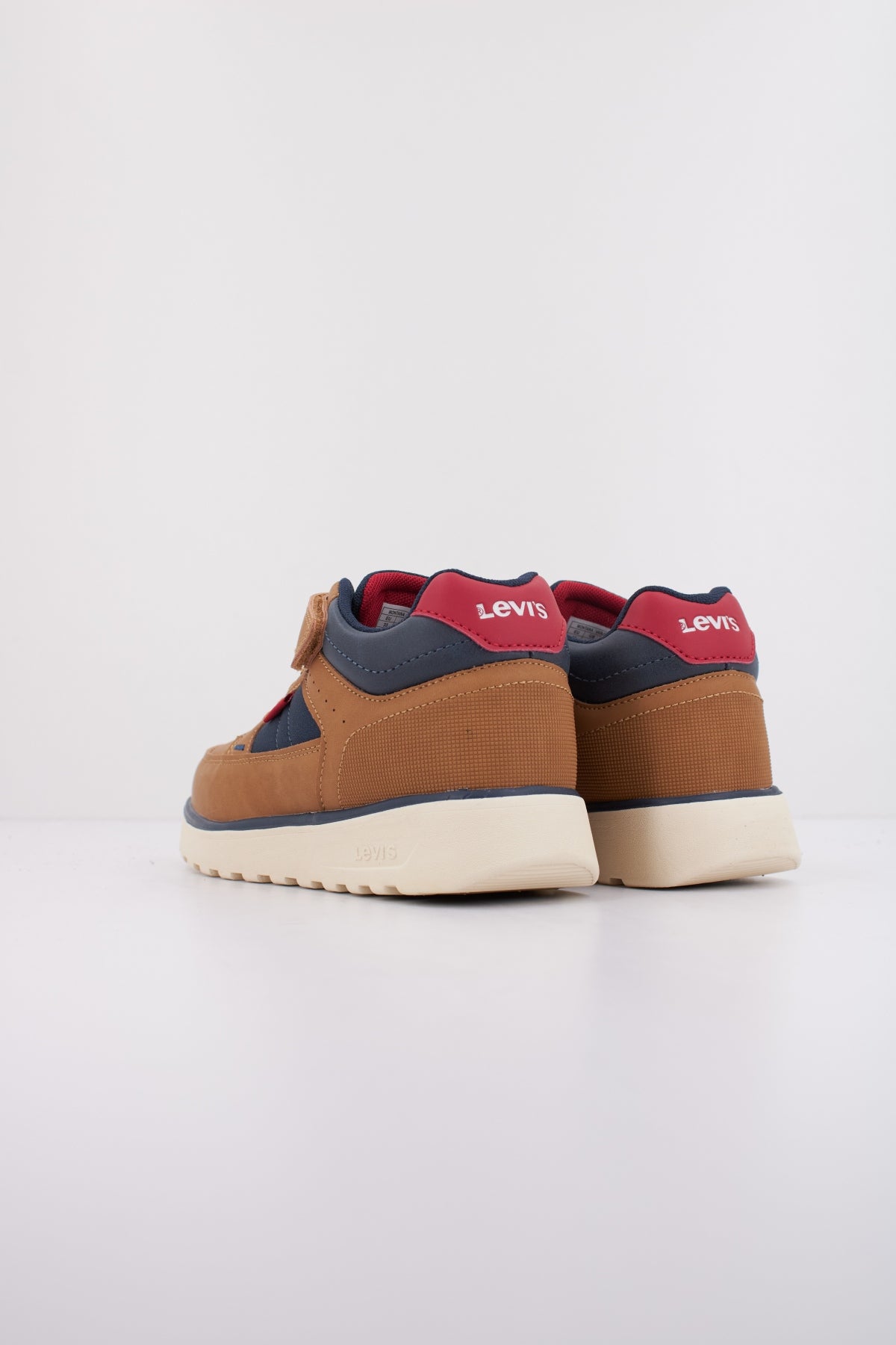 LEVI'S MONTANA en color MARRON CLARO (4)