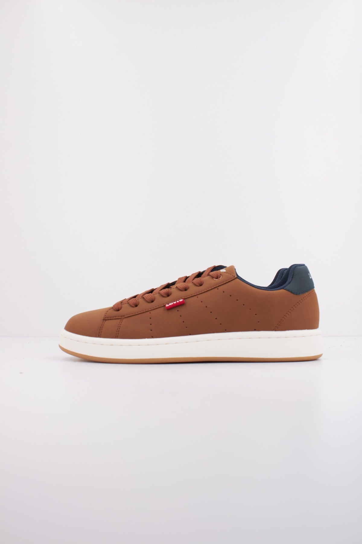 LEVI'S AVENUE en color MARRON (1)