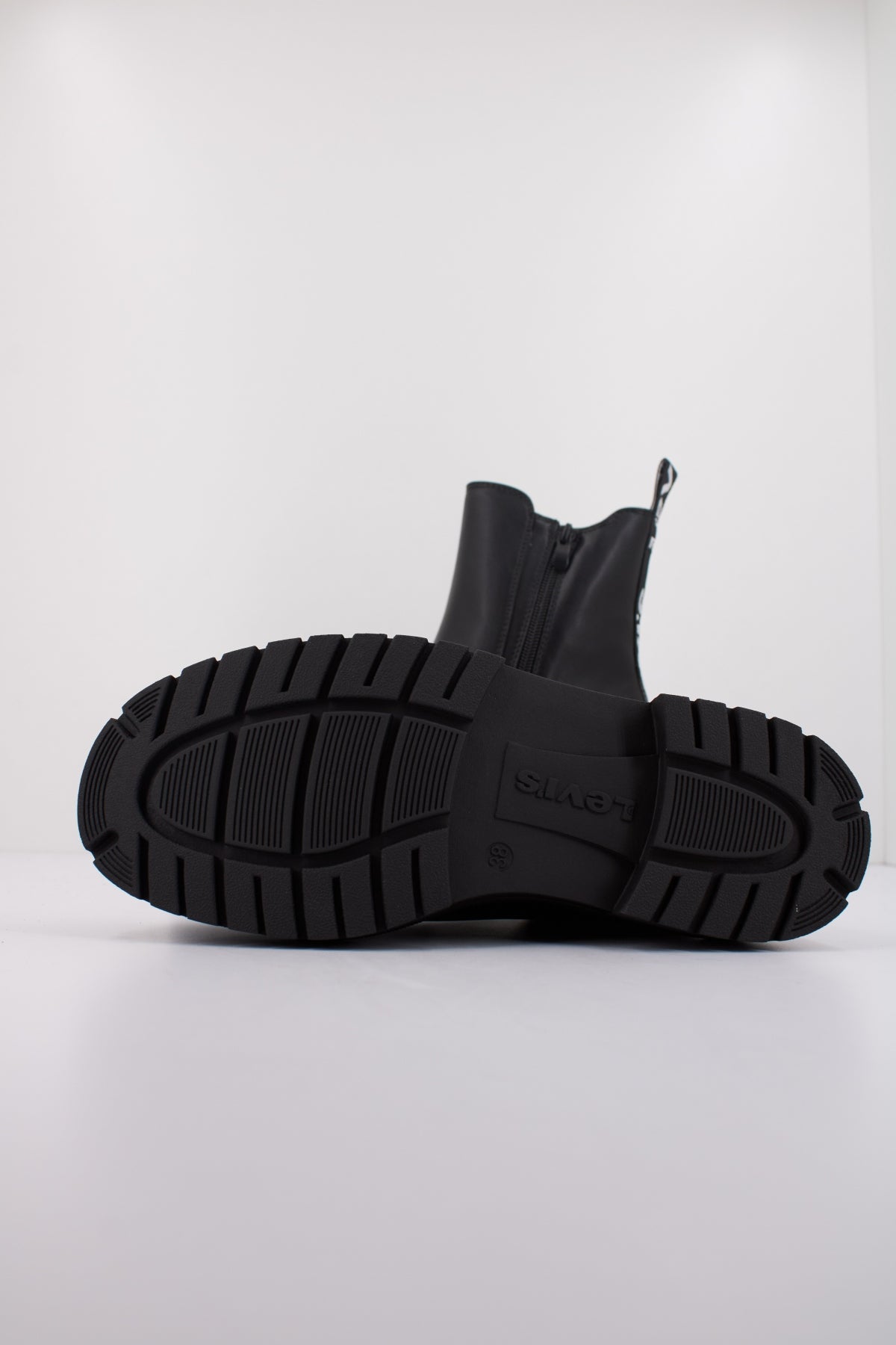 LEVI'S ASHLEY REFRESH en color NEGRO (5)