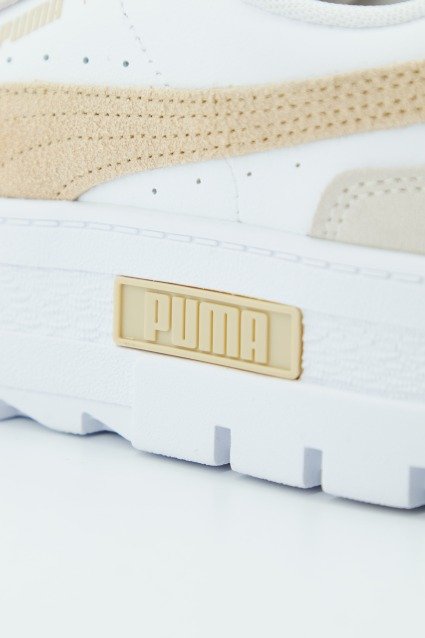 PUMA MAYZE MIX WNS en color BLANCO (4)