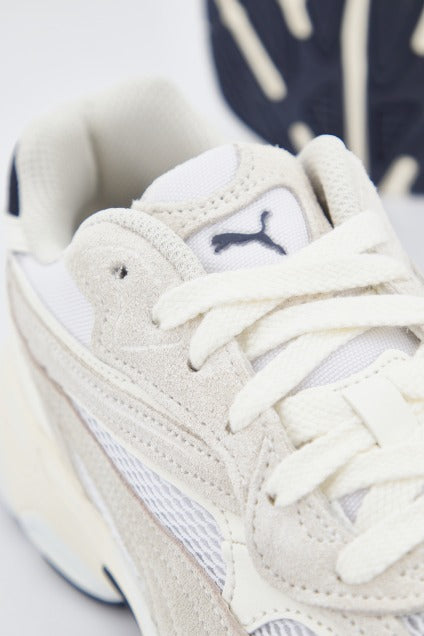 PUMA TEVERIS NITRO en color BEIS (4)