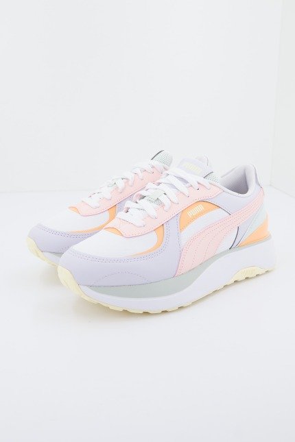 PUMA CRUISE RIDER NU POP en color BLANCO (1)