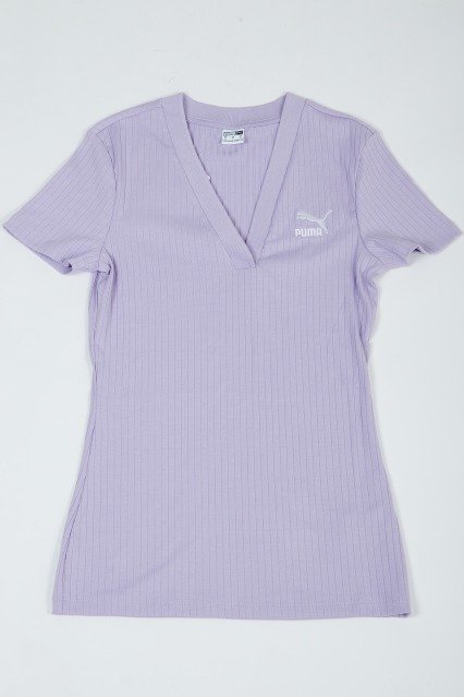 PUMA CLASSICS RIBBED V-NE en color VIOLETA (2)