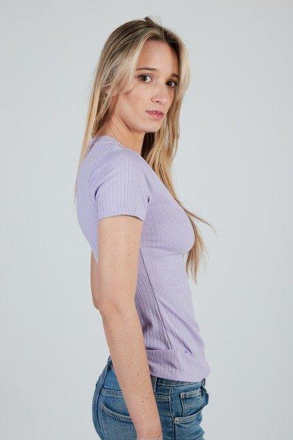 PUMA CLASSICS RIBBED V-NE en color VIOLETA (4)
