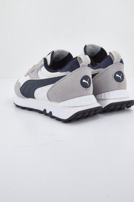 PUMA RIDER FV RETRO REWIN en color GRIS (3)