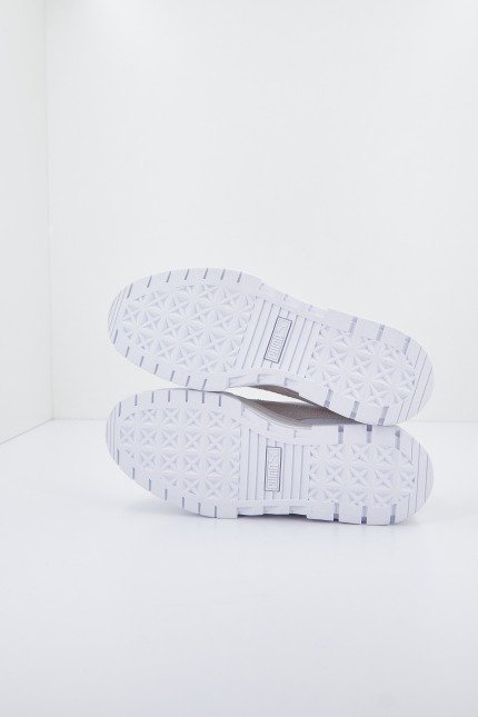 PUMA MAYZE MIX WNS en color BLANCO (4)