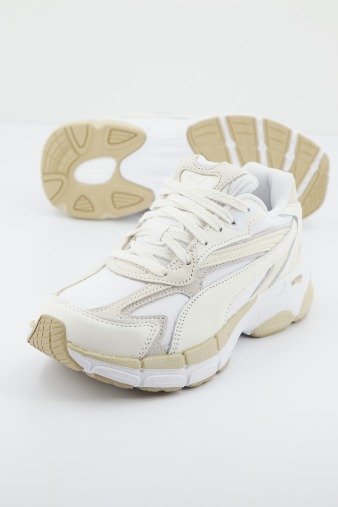 PUMA TEVERIS NITRO SELFLOVE en color BEIS (2)