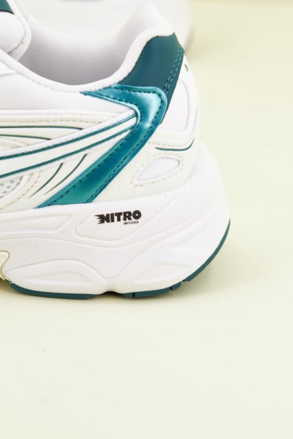 PUMA TEVERIS NITRO METALLIC en color BLANCO (3)