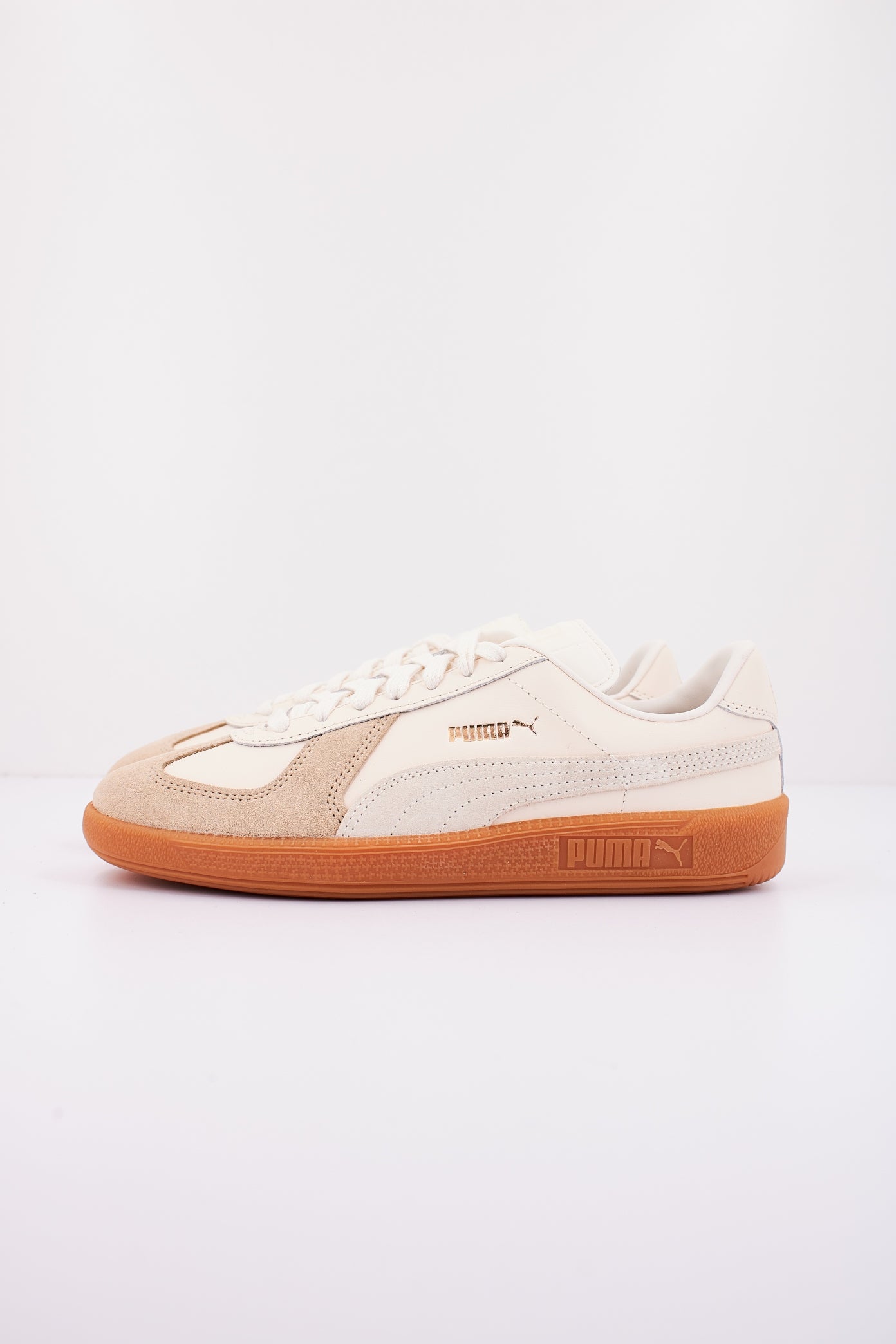 PUMA PUMA ARMY TRAINER en color BEIS (1)