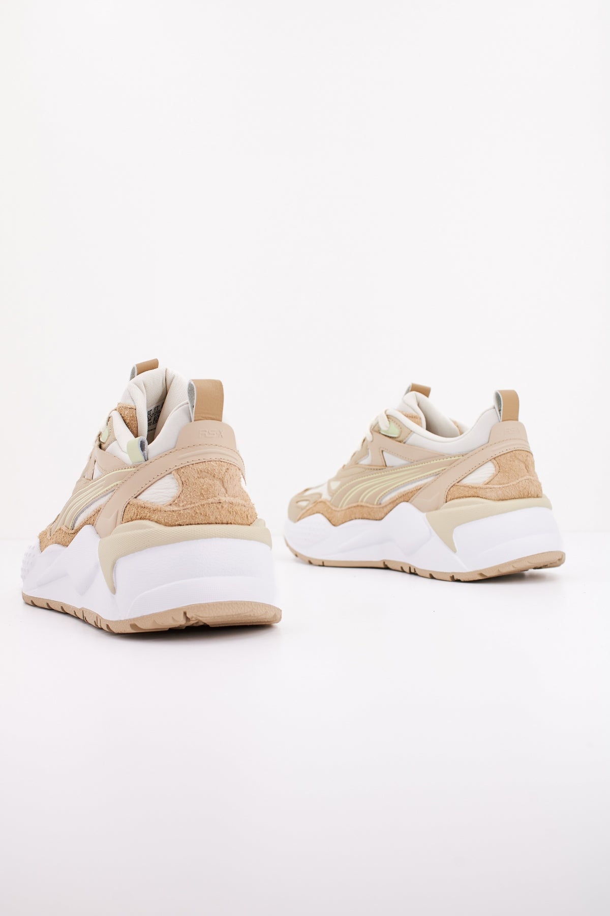 PUMA RS-X EFEKT LUX WNS en color BEIS (3)