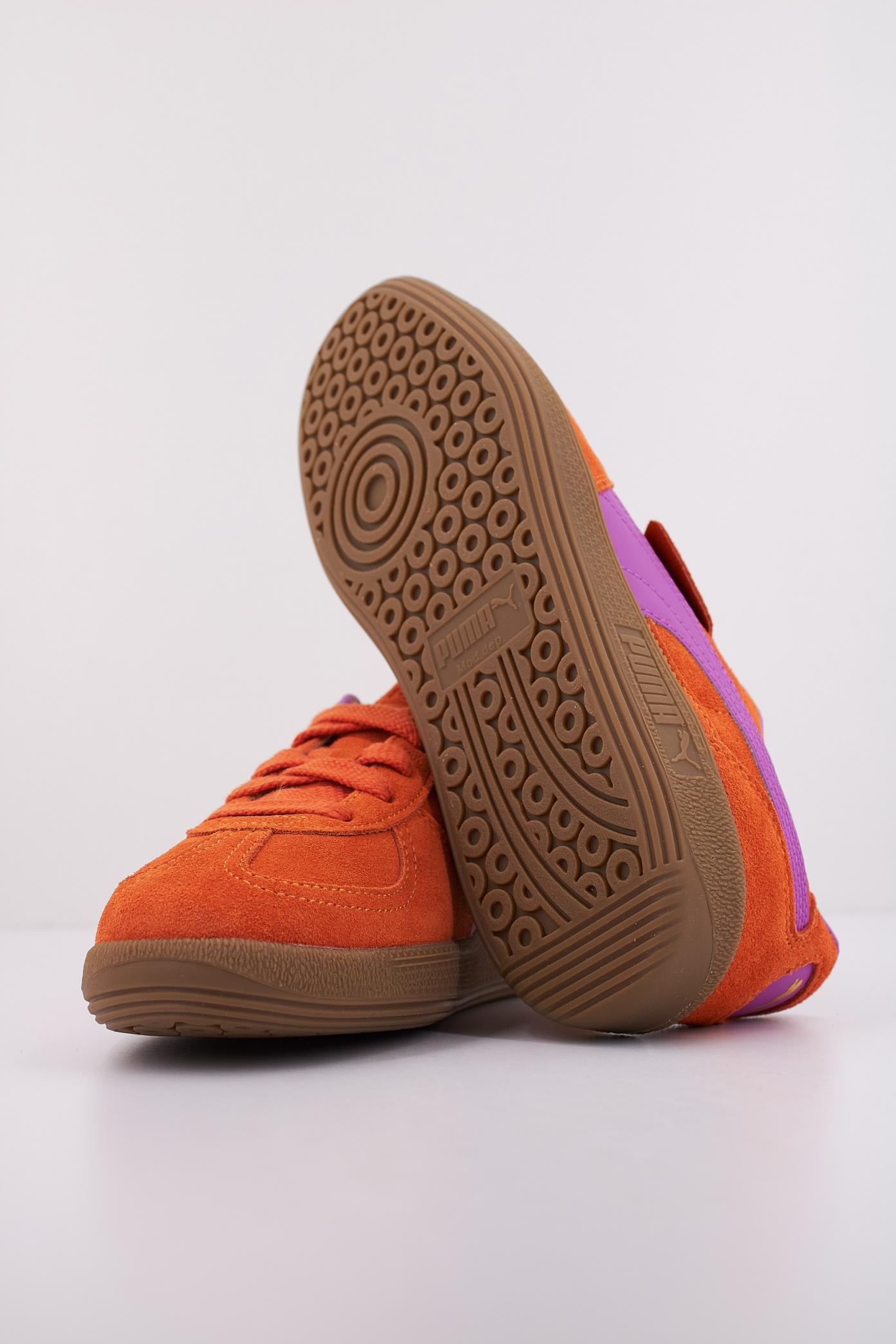 PUMA PALERMO JR en color NARANJA (5)