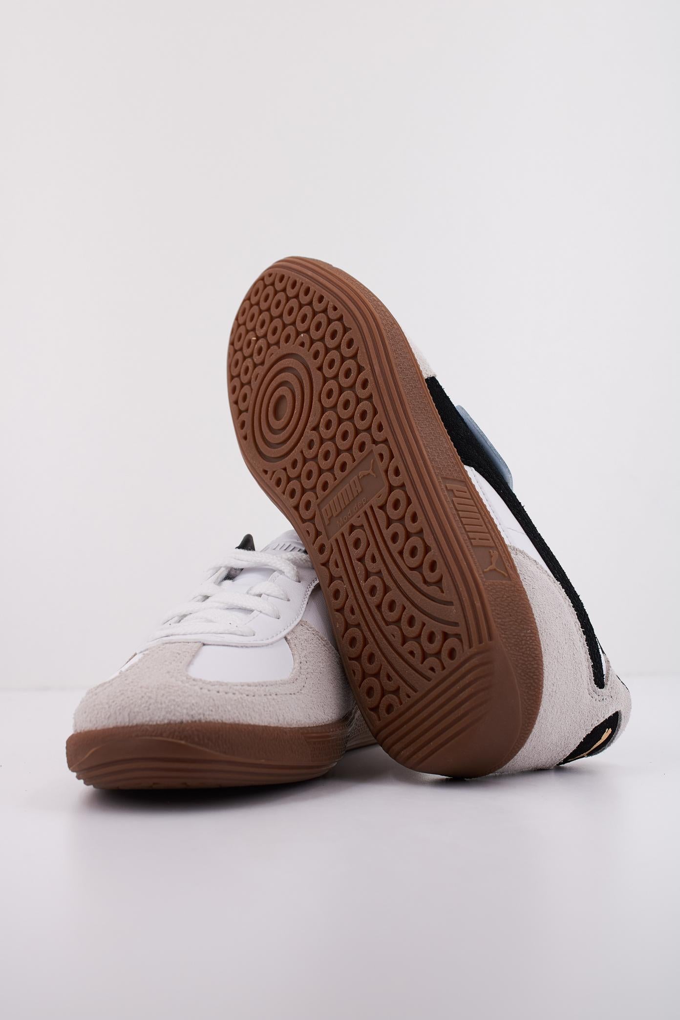PUMA PALERMO LTH JR en color BLANCO (5)