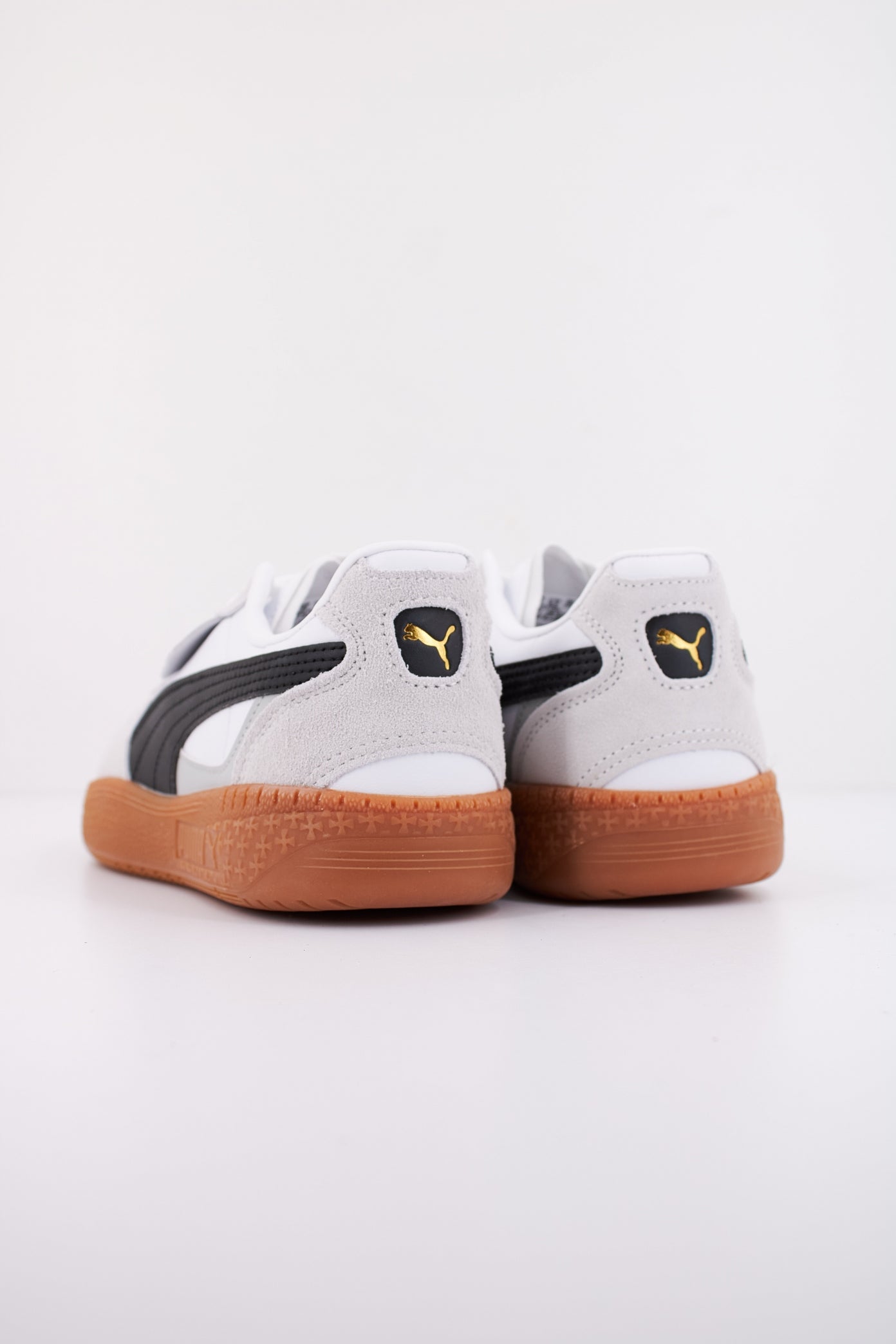 PUMA PALERMO MODA WNS en color BLANCO (4)