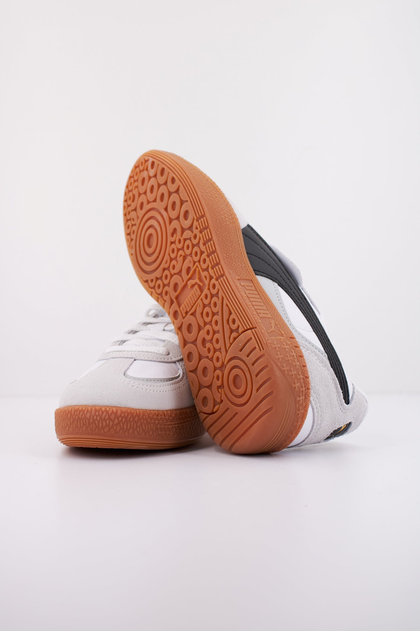 PUMA PALERMO MODA WNS en color BLANCO (5)