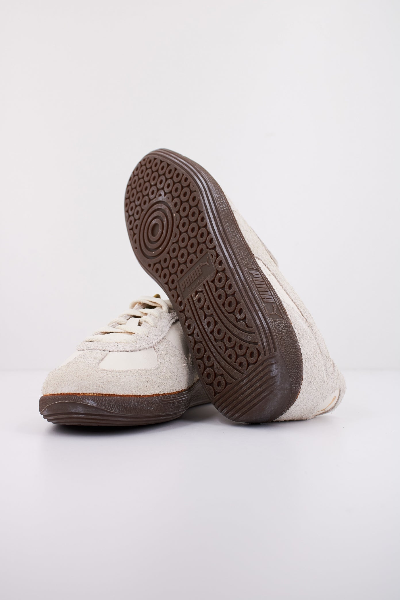 PUMA PALERMO THE NEVERWORN IV en color BLANCO (5)