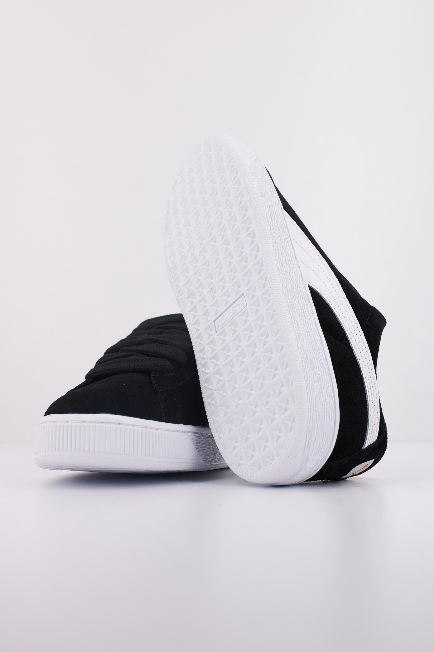 PUMA SUEDE XL en color NEGRO (5)