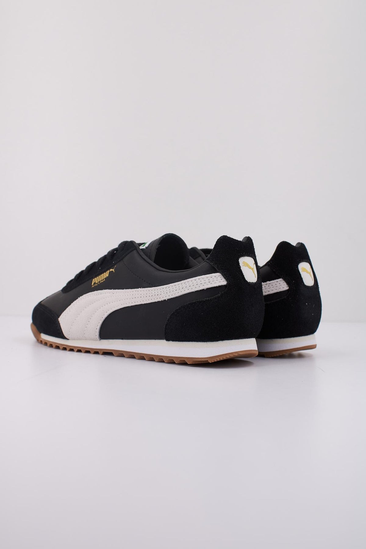 PUMA ARIZONA RETRO en color NEGRO (4)