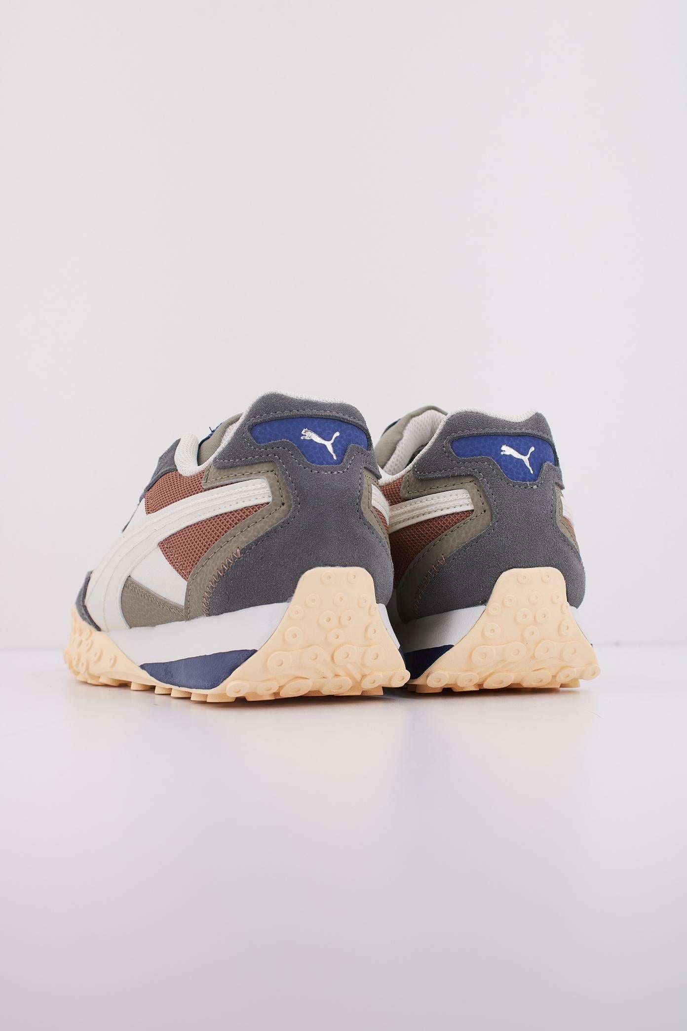PUMA BLKTOP RIDER DUSTY en color GRIS (4)
