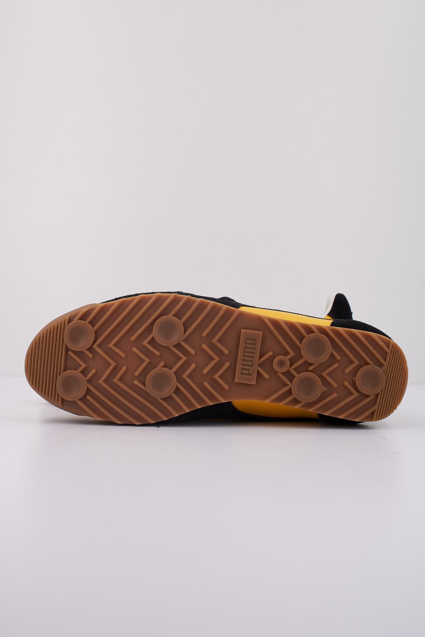 PUMA ARIZONA RETRO en color AMARILLO (5)