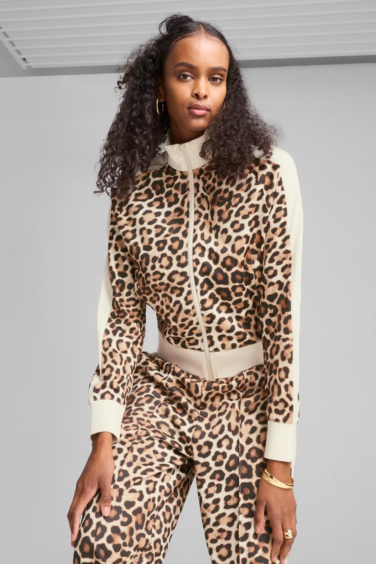 PUMA LEO LUXE AOP SHORT TRAC en color ANIMAL PRINT (1)