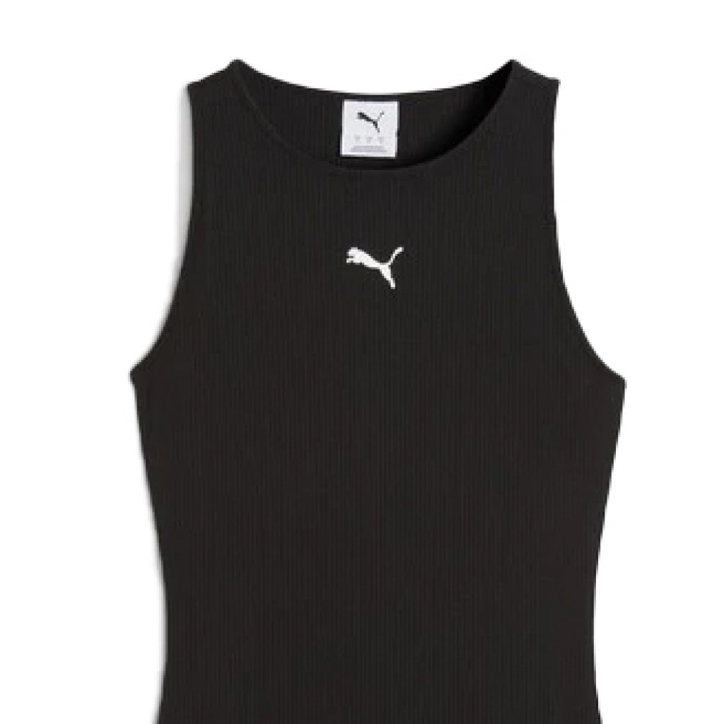 PUMA WARDROBE ESS RIBBED DRESS en color NEGRO (4)