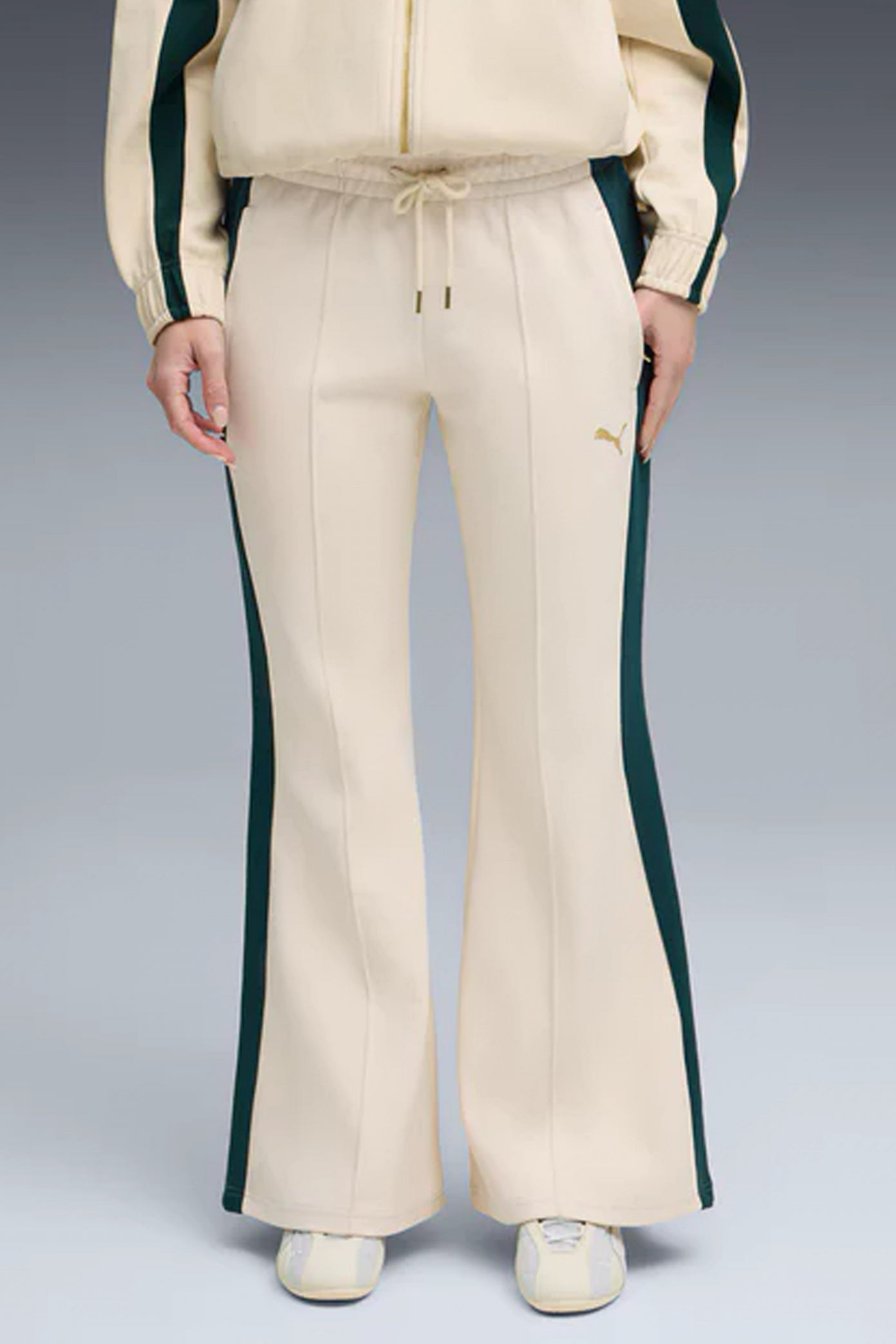 PUMA FLARED PANTS en color BLANCO (1)