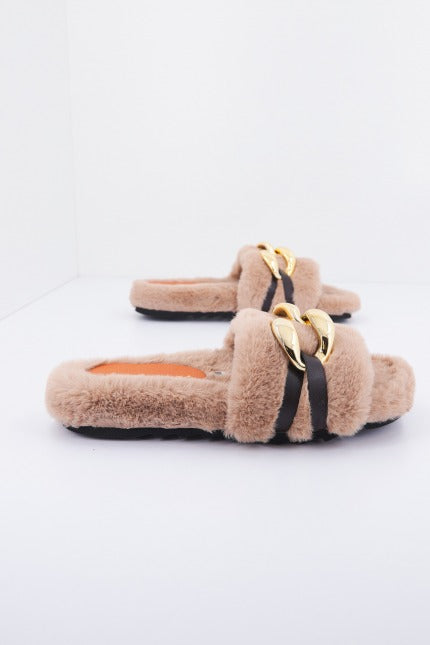 MACARENA MARTINA en color MARRON (2)