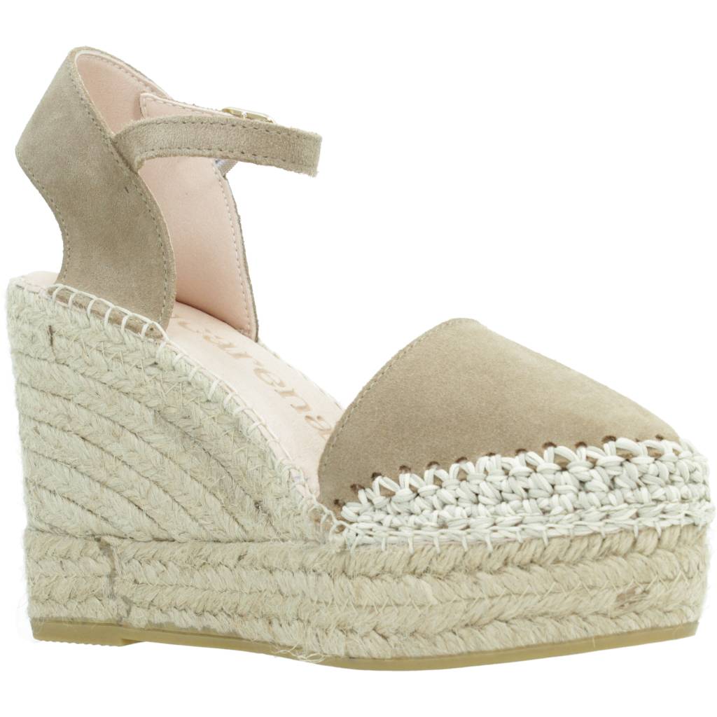 MACARENA ALBA en color MARRON CLARO (5)