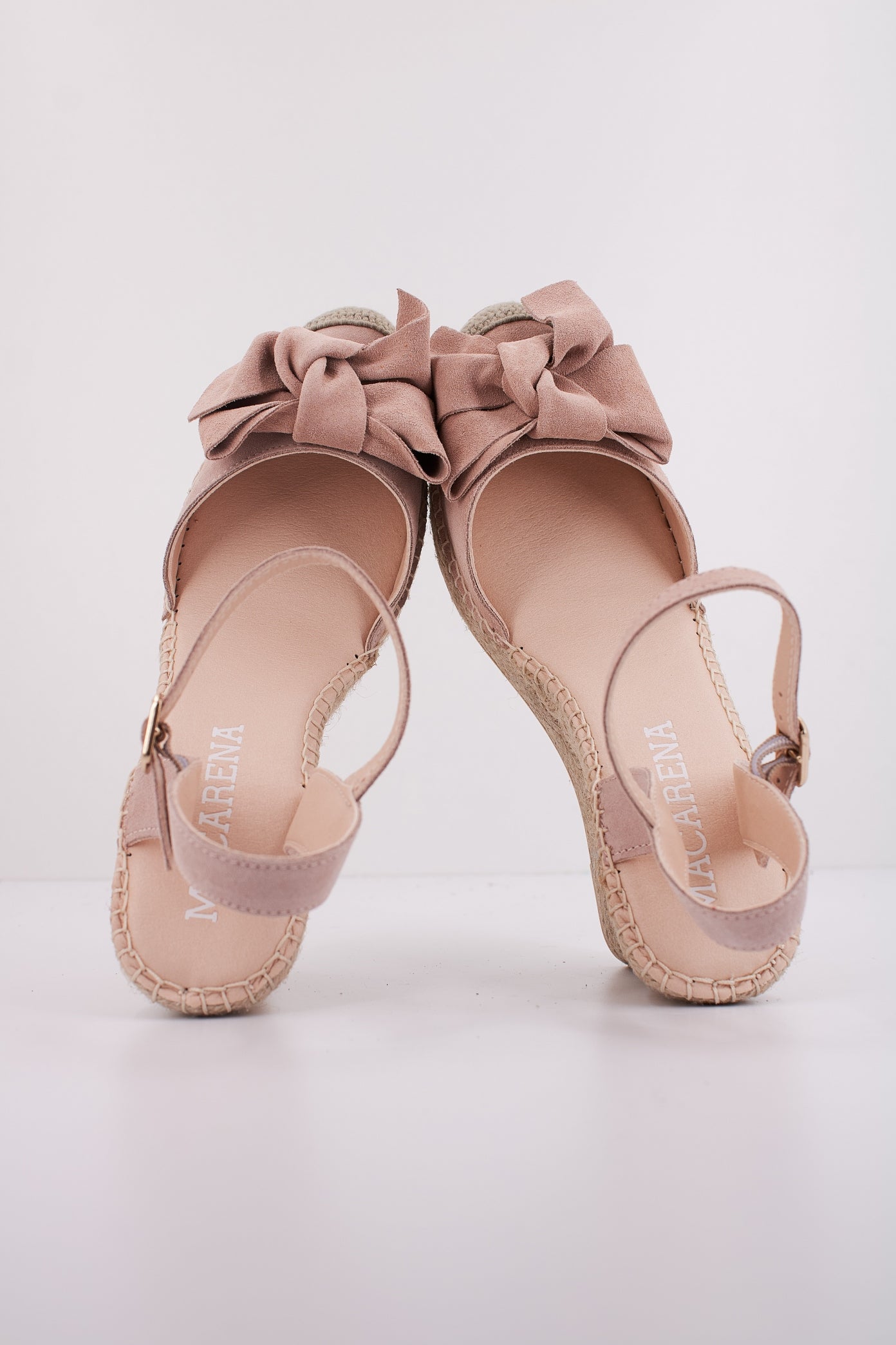 MACARENA DENIS en color ROSA (3)